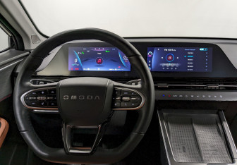Подержанный автомобиль Omoda C5 2023 года (22 фото)