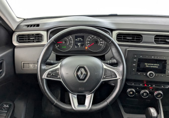 Подержанный автомобиль Renault Arkana 2021 года (21 фото)
