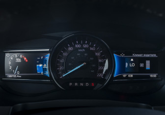 Подержанный автомобиль Ford Explorer 2018 года (11 фото)