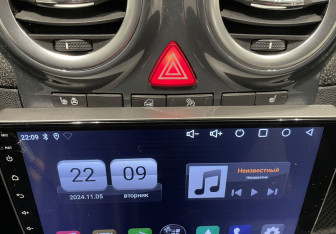 Подержанный автомобиль Opel Corsa 2011 года (14 фото)