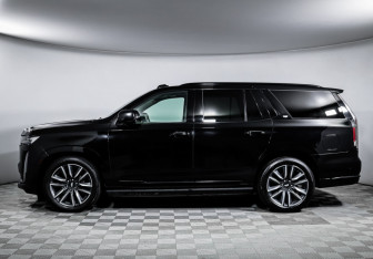 Подержанный автомобиль Cadillac Escalade Suv 2021 года (8 фото)