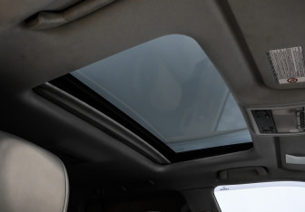 Подержанный автомобиль Lexus LX 2012 года (18 фото)