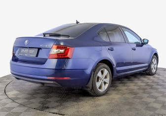 Подержанный автомобиль Skoda Octavia Liftback 2017 года (5 фото)