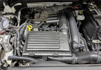 Подержанный автомобиль Volkswagen Tiguan 2021 года (9 фото)