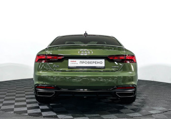 Подержанный автомобиль Audi A5 Coupe 2020 года (6 фото)