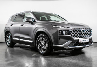 Подержанный автомобиль Hyundai Santa Fe 2022 года (3 фото)