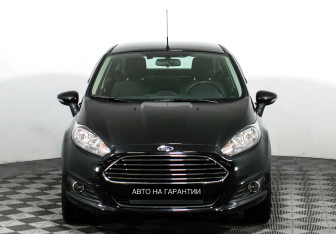 Подержанный автомобиль Ford Fiesta Sedan 2016 года (2 фото)