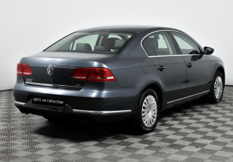 Подержанный автомобиль Volkswagen Passat Sedan 2013 года (5 фото)