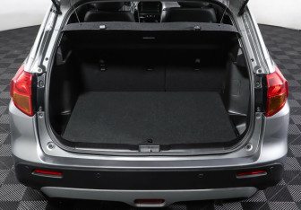 Подержанный автомобиль Suzuki Vitara 2018 года (22 фото)