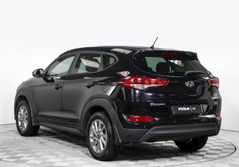 Подержанный автомобиль Hyundai Tucson 2016 года (7 фото)