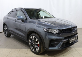 Подержанный автомобиль Geely Tugella 2022 года (3 фото)
