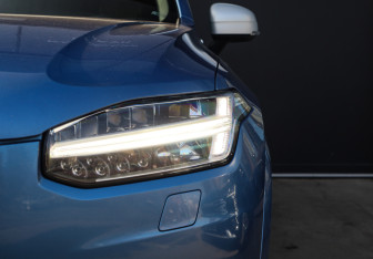 Подержанный автомобиль Volvo XC90 2016 года (29 фото)