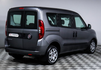 Подержанный автомобиль Fiat Doblo 2020 года (5 фото)