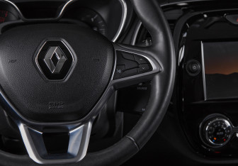 Подержанный автомобиль Renault Kaptur 2020 года (15 фото)