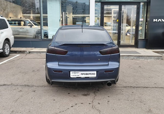 Подержанный автомобиль Mitsubishi Lancer Sedan 2008 года (6 фото)