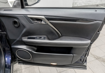 Подержанный автомобиль Lexus RX 2017 года (23 фото)