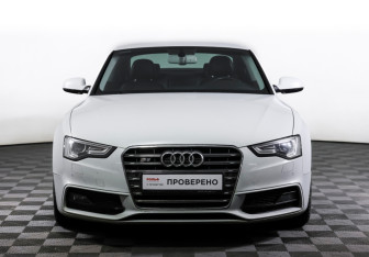 Подержанный автомобиль Audi A5 Coupe 2013 года (2 фото)