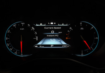 Подержанный автомобиль Chevrolet Captiva 2022 года (15 фото)