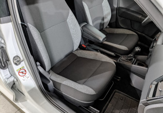 Подержанный автомобиль Skoda Rapid Liftback 2021 года (23 фото)