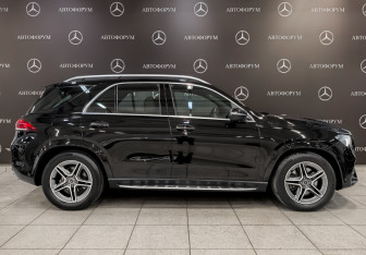 Подержанный автомобиль Mercedes-Benz GLE 2019 года (4 фото)