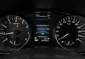 Подержанный автомобиль Nissan X-Trail 2018 года (16 фото)