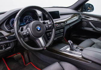 Подержанный автомобиль BMW X5 2016 года (9 фото)