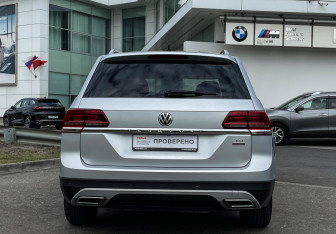Подержанный автомобиль Volkswagen Teramont 2018 года (6 фото)