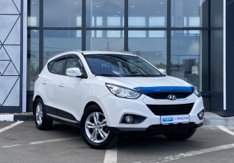Подержанный автомобиль Hyundai ix35 2011 года (3 фото)