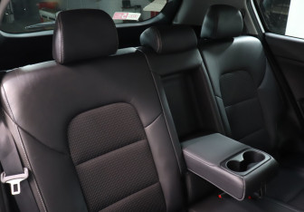 Подержанный автомобиль Kia Sportage 2016 года (19 фото)