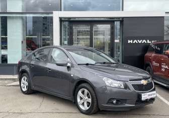 Подержанный автомобиль Chevrolet Cruze Sedan 2012 года (3 фото)