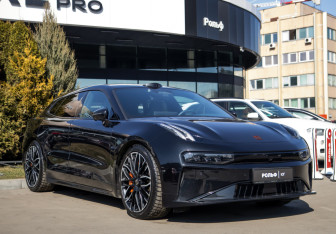 Подержанный автомобиль Zeekr 001 2024 года (2 фото)