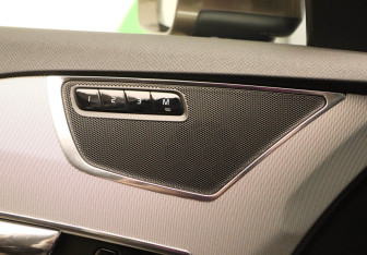 Подержанный автомобиль Volvo XC90 2016 года (22 фото)