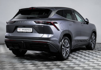 Подержанный автомобиль Jetour Dashing 2023 года (5 фото)