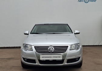 Подержанный автомобиль Volkswagen Passat Sedan 2008 года (2 фото)