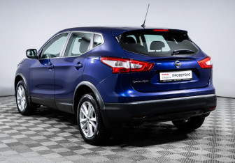 Подержанный автомобиль Nissan Qashqai 2016 года (7 фото)