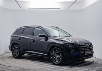 Подержанный автомобиль Hyundai Tucson 2021 года (3 фото)