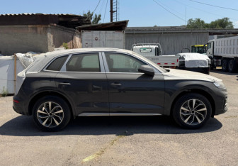 Новый Audi Q5 2023 (5 фото)