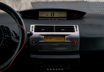 Подержанный автомобиль Citroen C4 Hatchback 2010 года (12 фото)