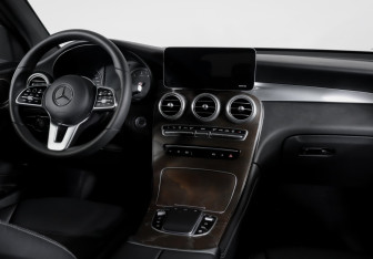 Подержанный автомобиль Mercedes-Benz GLC Coupe 2021 года (12 фото)