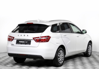 Подержанный автомобиль LADA (ВАЗ) Vesta Wagon 2021 года (5 фото)