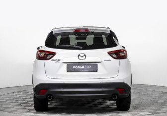Подержанный автомобиль Mazda CX-5 2016 года (6 фото)