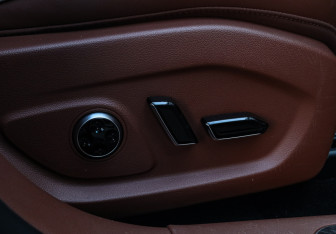 Подержанный автомобиль Voyah Free 2023 года (8 фото)