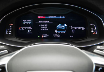 Подержанный автомобиль Audi A6 Sedan 2022 года (11 фото)