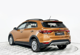 Подержанный автомобиль Kia Rio Hatchback 2018 года (7 фото)