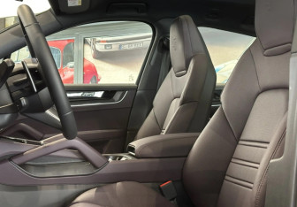 Новый Porsche Cayenne 2026 (13 фото)
