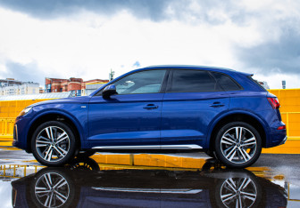 Подержанный автомобиль Audi Q5 2021 года (7 фото)