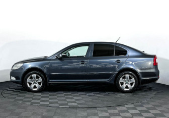 Подержанный автомобиль Skoda Octavia Liftback 2013 года (8 фото)