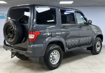 Подержанный автомобиль УАЗ Patriot 2023 года (5 фото)