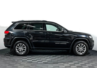 Подержанный автомобиль Jeep Grand Cherokee 2015 года (4 фото)