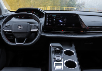 Подержанный автомобиль Changan CS55PLUS 2023 года (10 фото)